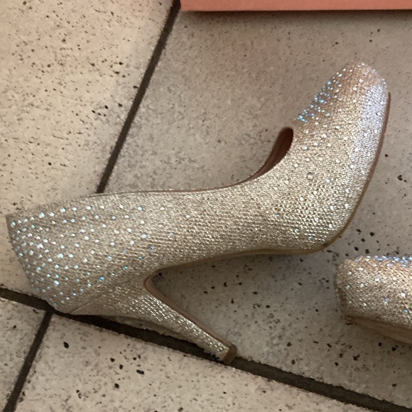 De Blossom Collection, gold size 7 - Picture 13 of 15